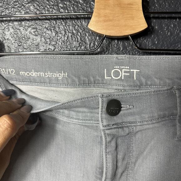 Ann Taylor LOFT Women's Light Gray Modern Straight Jeans Size 31/12 - Picture 7 of 8